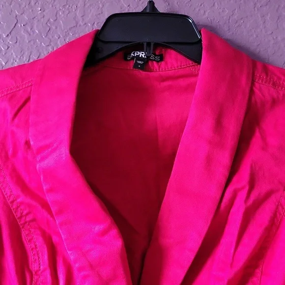 Express Cropped Blazer - Picture 3 of 11